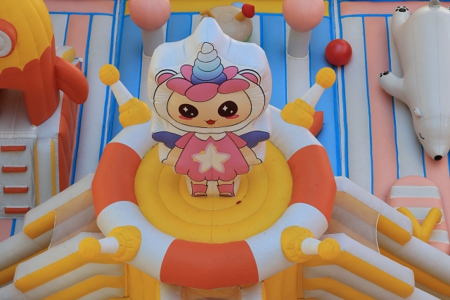 Bouncy Castle Safety: Key Steps to Keep Young Guests Safe